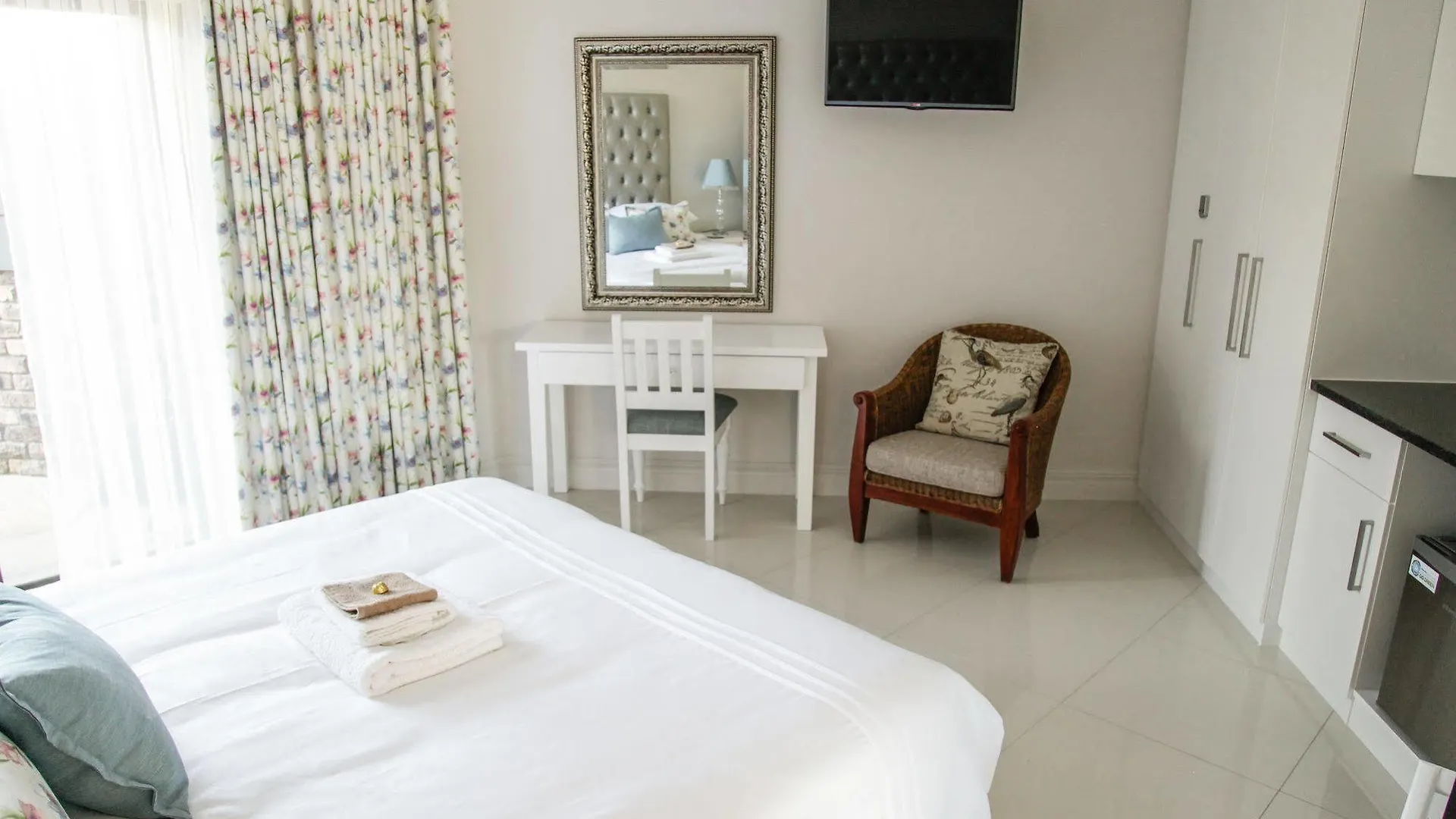 Hilltop Guesthouse Bellville Südafrika