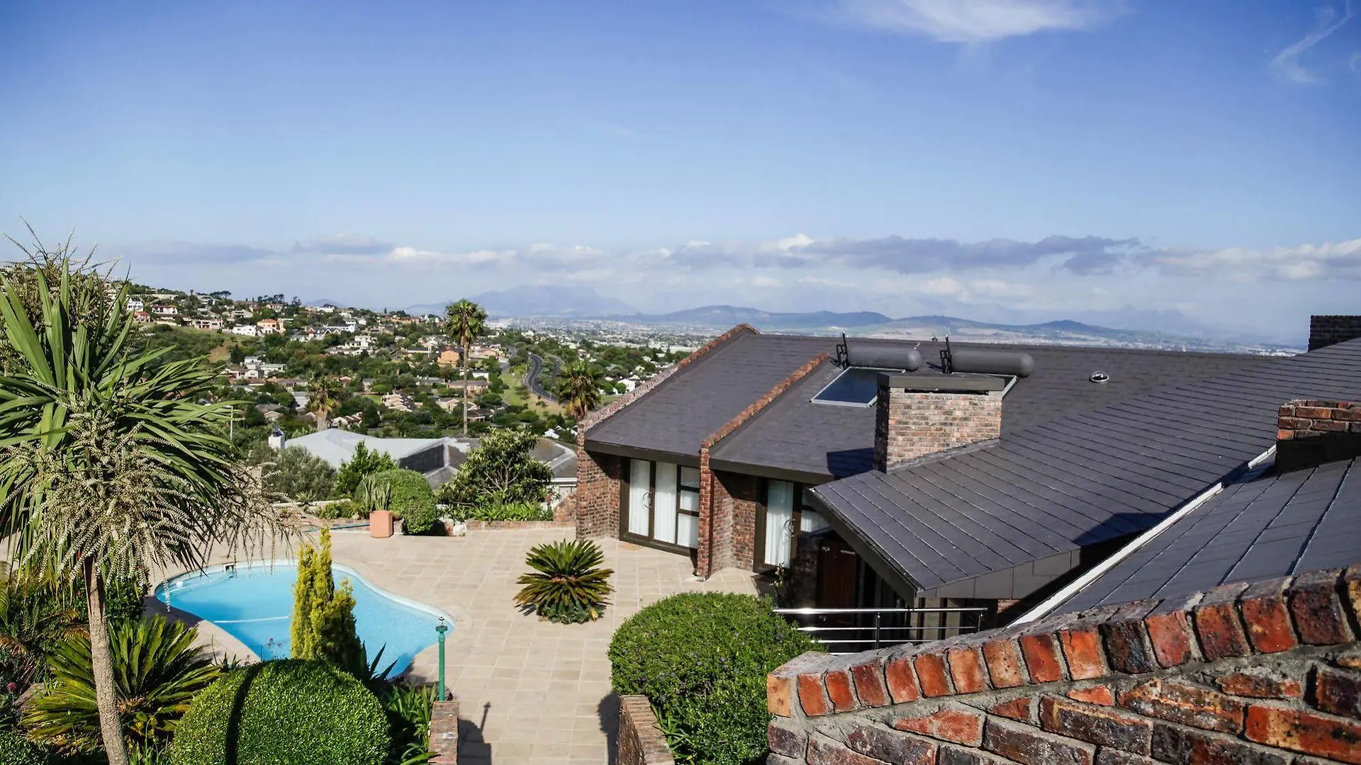 Hilltop Guesthouse Bellville