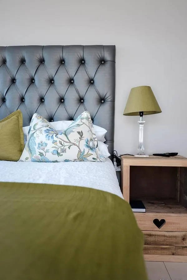 Gasthof Hilltop Guesthouse Bellville