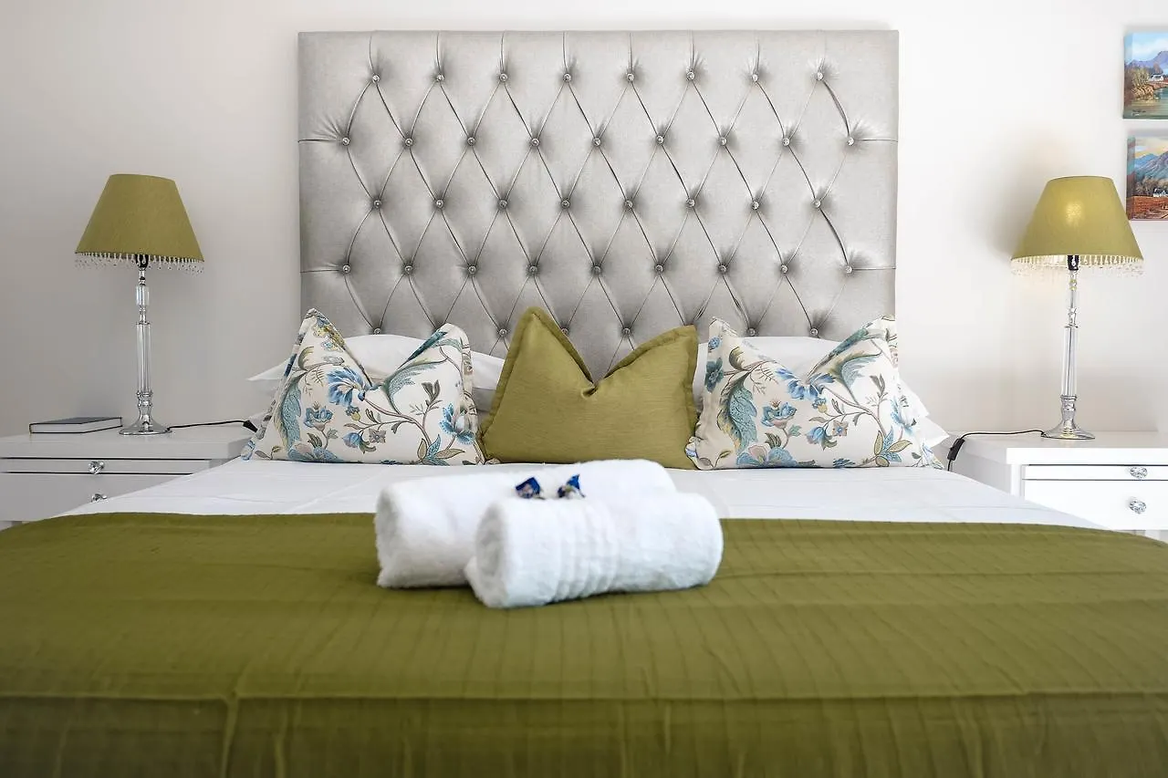 Gasthof Hilltop Guesthouse Bellville