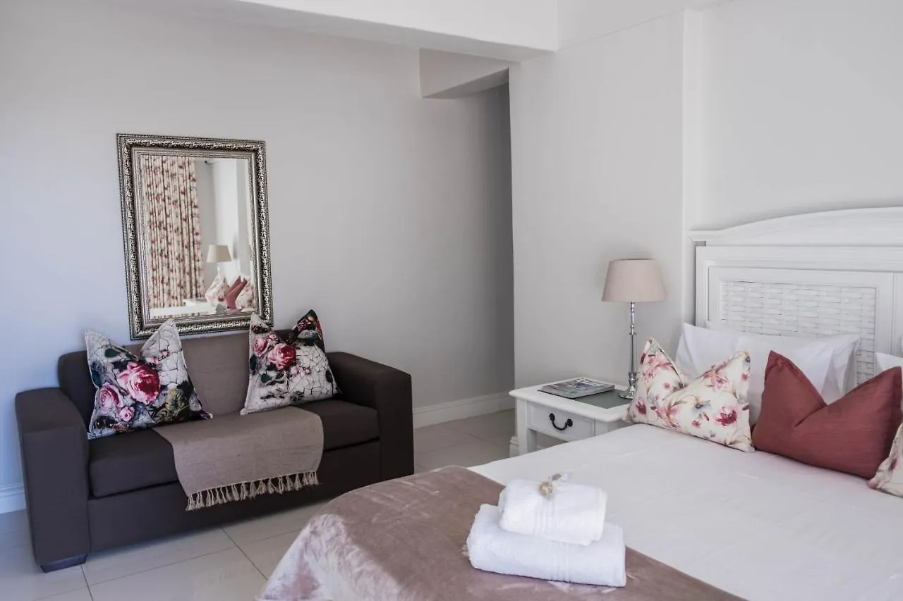 Hilltop Guesthouse Bellville 3*,