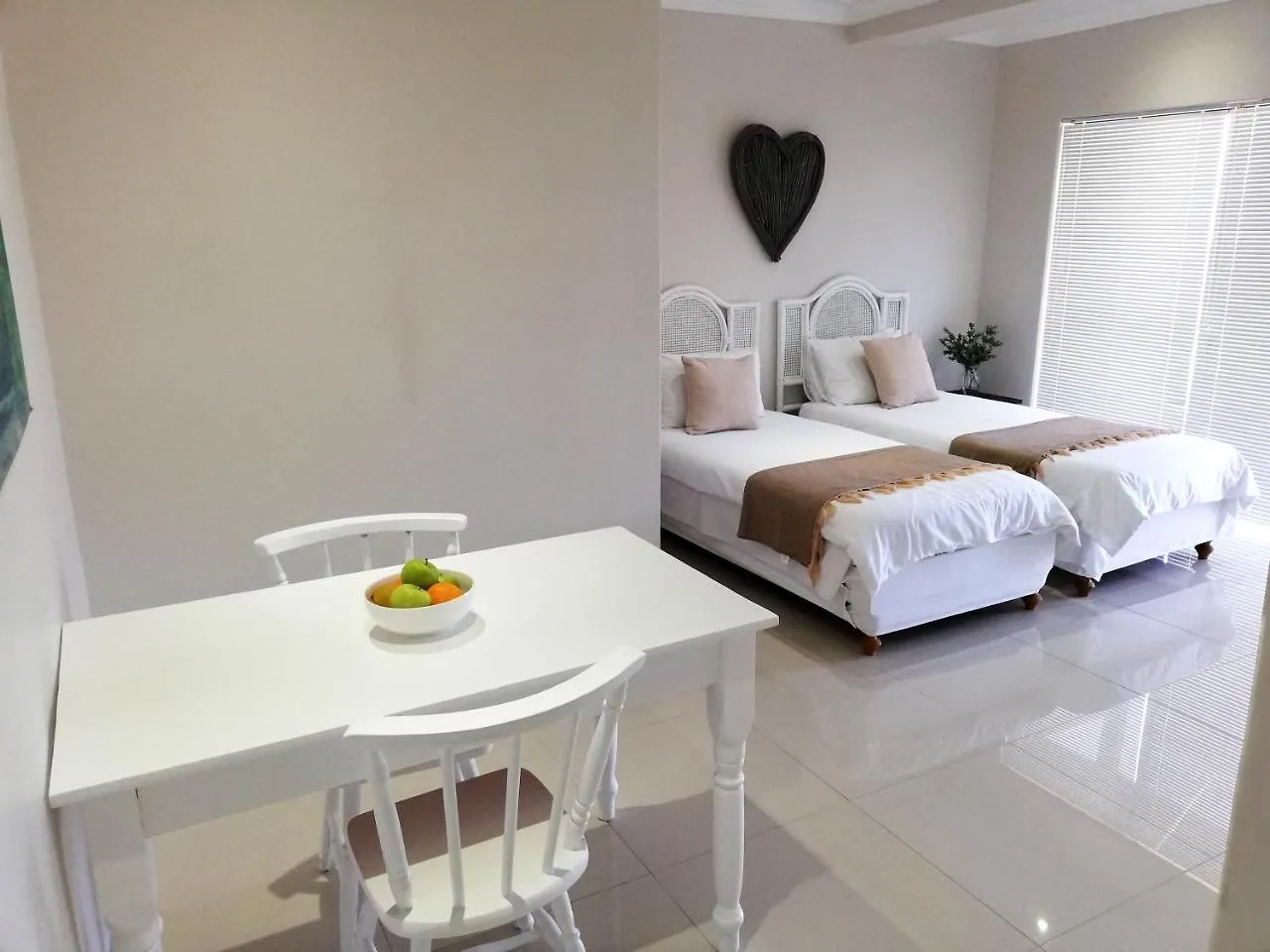 Hilltop Guesthouse Bellville